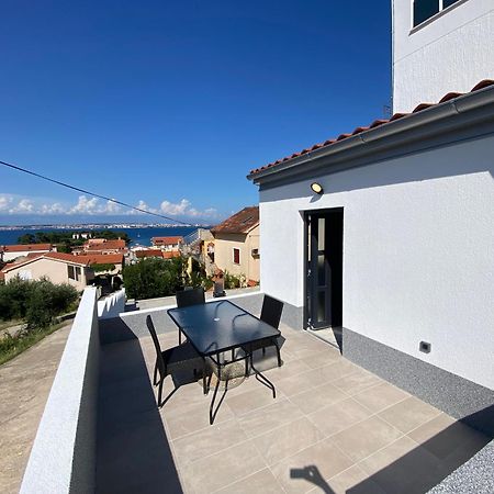 Villa Ana Преко Екстериор снимка