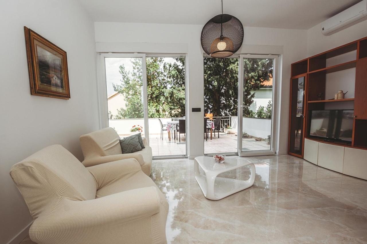 Villa Ana Преко Екстериор снимка