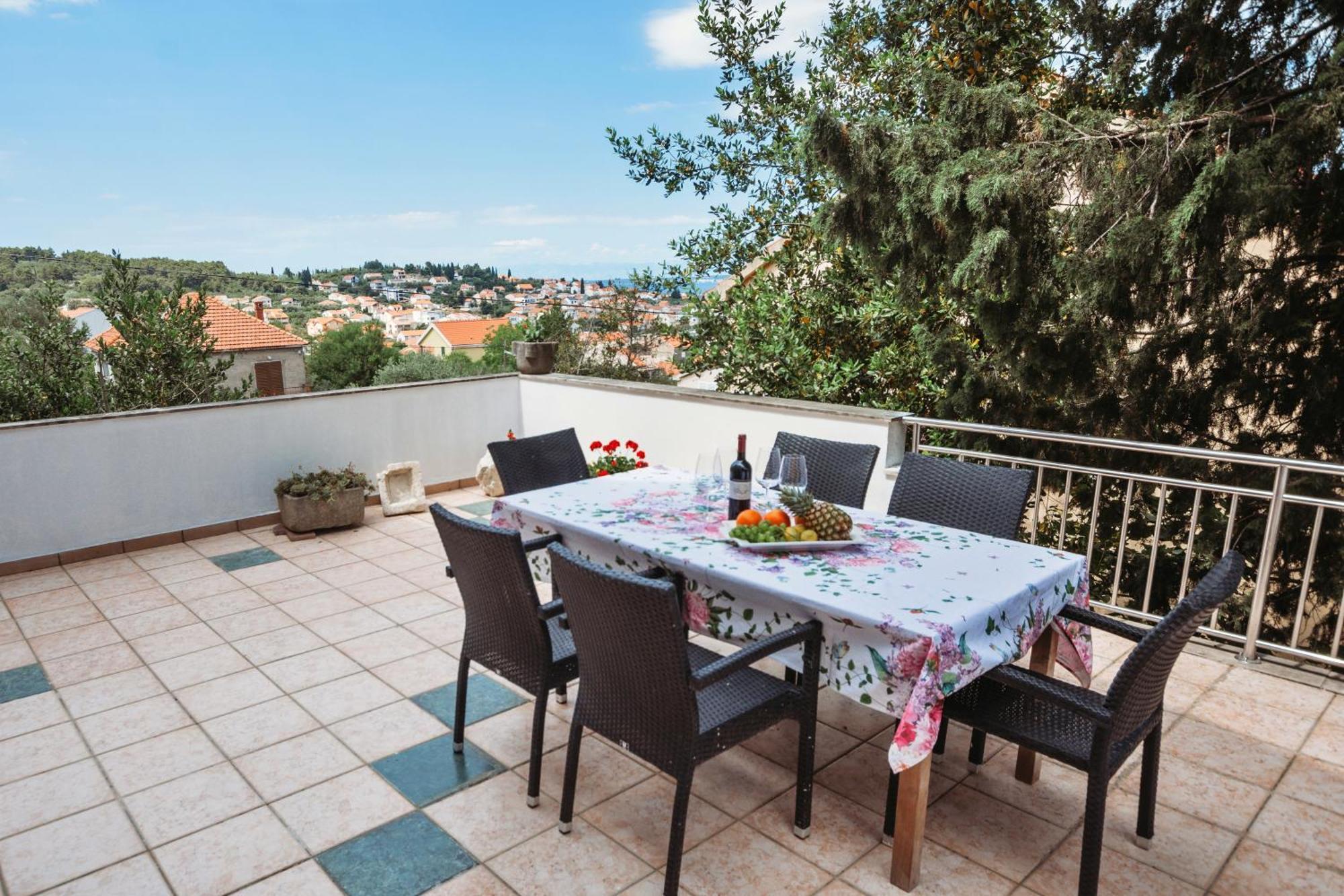 Villa Ana Преко Екстериор снимка