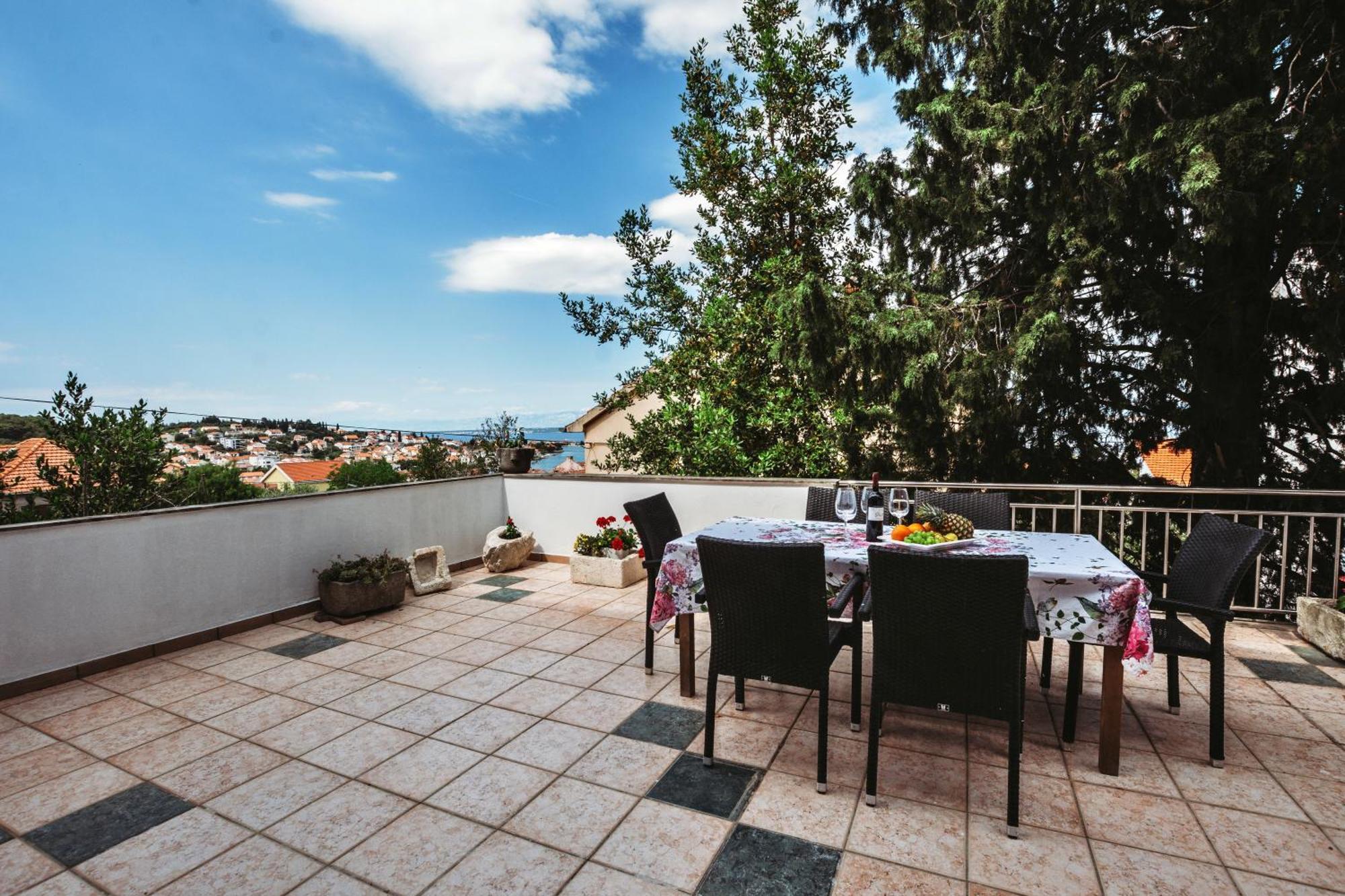 Villa Ana Преко Екстериор снимка