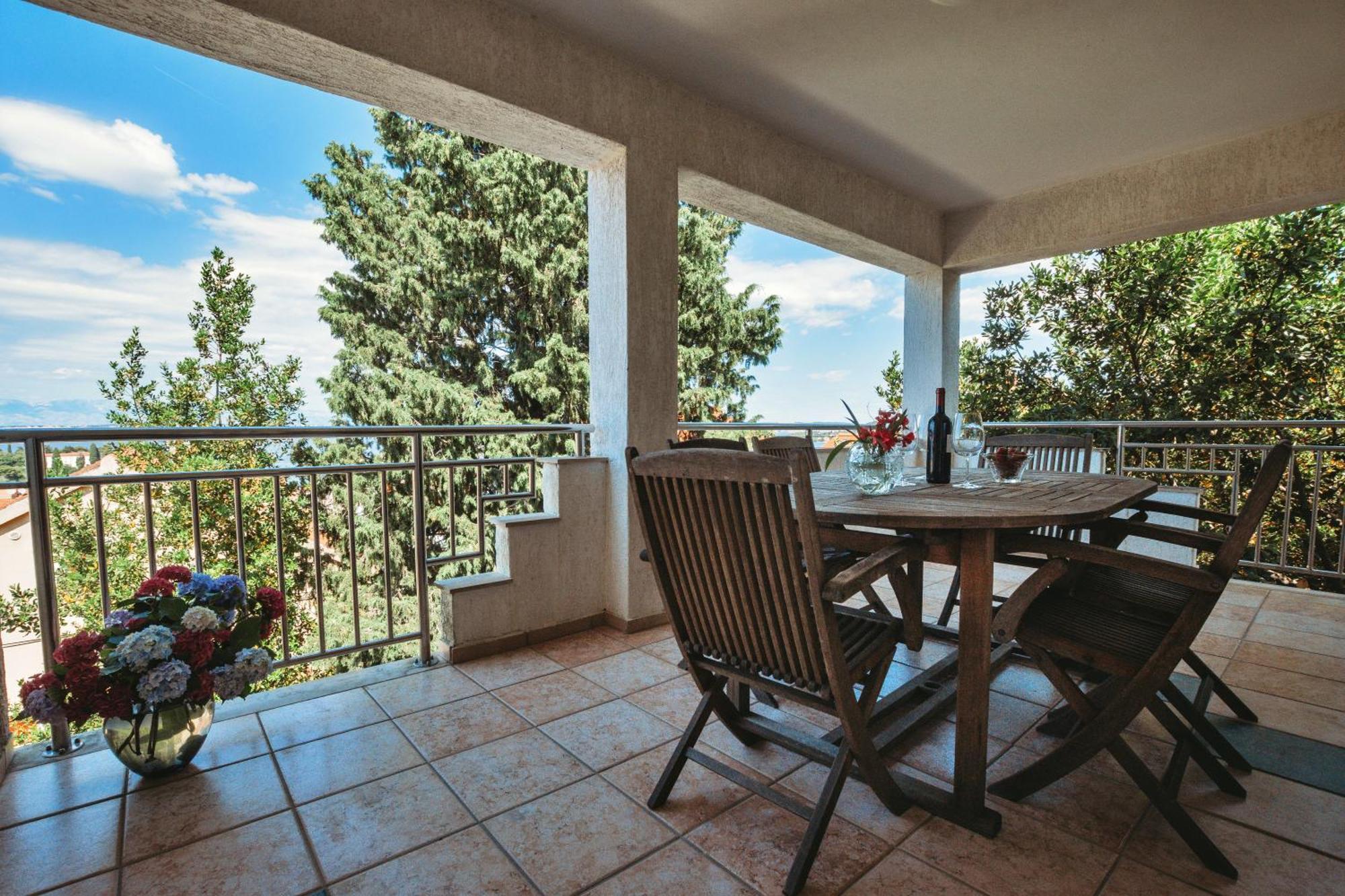 Villa Ana Преко Екстериор снимка
